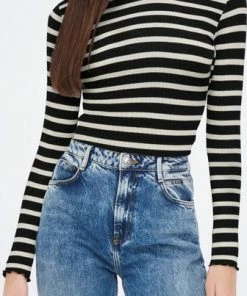 ONLY ONLEMMA LS O-NECK STRIPE TOP JRS NOOS Dames Top - Maat S 8 ONLY ONLEMMA LS O-NECK STRIPE TOP JRS NOOS Dames Top - Maat S -Exporteren dameskleding winkel 336x840