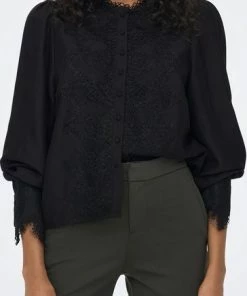 Only Blouse Onllola Ls Lace Insert Top Wvn 15268020 Black Dames Maat - M -Exporteren dameskleding winkel 364x840