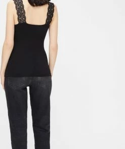 Pieces PCBARBERA LACE TOP NOOS 12 Pieces PCBARBERA LACE TOP NOOS -Exporteren dameskleding winkel 417x840