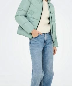 ONLY ONLAMANDA SHORT JACKET CC OTW Dames Jas - Maat XL -Exporteren dameskleding winkel 442x840 3