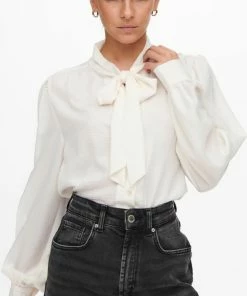 Jacqueline De Yong Blouse Jdymarni L/s Bow Top Wvn 15241980 Cloud Dancer Dames Maat - W42 -Exporteren dameskleding winkel 495x840