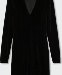 Mango Jurk Korte Fluwelen Jurk 37079088 99 Dames Maat - XS -Exporteren dameskleding winkel 522x840 1