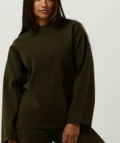 Another Label Luktar Knitted Pull L/s Truien & Vesten - Donkergroen 12 Another Label Luktar Knitted Pull L/s Truien & Vesten - Donkergroen -Exporteren dameskleding winkel 522x840 2