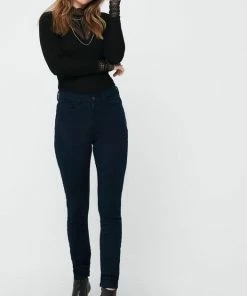 ONLY ONLTILDE L/S HIGH NECK LACE TOP JRS NOOS Dames Top - Maat XS -Exporteren dameskleding winkel 525x840 1