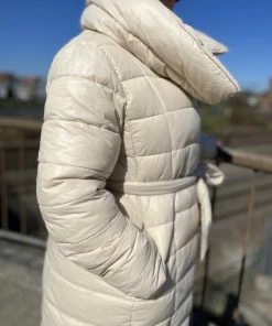 BY IMS Dikke Winter Jas - Beige -Exporteren dameskleding winkel 550x676