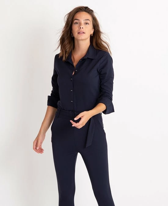 Blauwe Jumpsuit Van Je M'appelle - Dames - Travelstof - Maat L - 5 Maten Beschikbaar 19 Blauwe Jumpsuit Van Je M'appelle - Dames - Travelstof - Maat L - 5 Maten Beschikbaar - Afbeelding 17