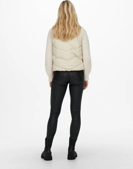 JDY JDYFINNO SHORT PADDED WAISTCOAT OTW HAB Dames Gilet - Maat S 4 JDY JDYFINNO SHORT PADDED WAISTCOAT OTW HAB Dames Gilet - Maat S - Afbeelding 2