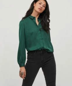 Vila Blouse Viellette Satin L/s Shirt/su - Noos 14063320 Pineneedle Dames Maat - W34 17 Vila Blouse Viellette Satin L/s Shirt/su - Noos 14063320 Pineneedle Dames Maat - W34 -Exporteren dameskleding winkel 550x710 4