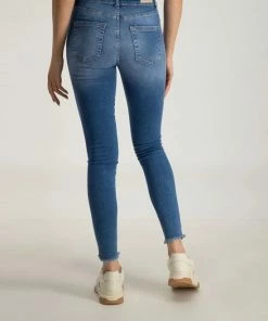 ONLY ONLBLUSH LIFE MIDSK ANKRAW REA12187 NOOS Dames Jeans - Maat S X 30 -Exporteren dameskleding winkel 550x711 38