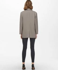 ONLY ONLLANA-BERRY L/S OVS BLAZER TLR NOOS Dames Blazer - Maat 40 15 ONLY ONLLANA-BERRY L/S OVS BLAZER TLR NOOS Dames Blazer - Maat 40 -Exporteren dameskleding winkel 550x733 163