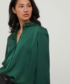 Vila Blouse Viellette Satin L/s Shirt/su - Noos 14063320 Pineneedle Dames Maat - W34 18 Vila Blouse Viellette Satin L/s Shirt/su - Noos 14063320 Pineneedle Dames Maat - W34 -Exporteren dameskleding winkel 550x733 246