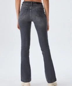 LTB Jeans LTB Fallon Jeans Volwassenen -Exporteren dameskleding winkel 550x733 259