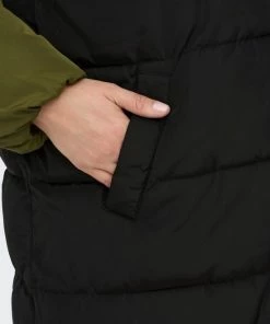 ONLY CARMAKOMA CARBECCA LONG PUFFER OTW Dames Gequilte Jas - Maat M-46/48 -Exporteren dameskleding winkel 550x733 312