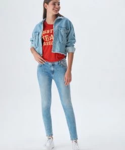 LTB Jeans LTB Lonia Jeans Volwassenen Lichtblauw 25 LTB Jeans LTB Lonia Jeans Volwassenen Lichtblauw -Exporteren dameskleding winkel 550x733 377