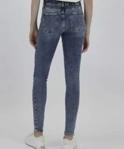 LTB Jeans LTB Nicole Jeans Volwassenen Lichtblauw -Exporteren dameskleding winkel 550x733 389