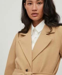 VILA VIPOKO LONG BELT COAT Sesame NOOS Dames Jas - Maat 34 -Exporteren dameskleding winkel 550x733 472