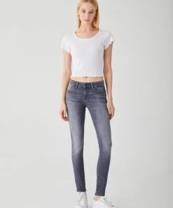 LTB Jeans LTB Nicole Jeans Volwassenen Lichtblauw 15 LTB Jeans LTB Nicole Jeans Volwassenen Lichtblauw -Exporteren dameskleding winkel 550x733 610