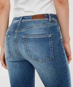 VERO MODA VMLUX MR SLIM JEANS RI310 NOOS Dames Jeans - Maat M X L30 -Exporteren dameskleding winkel 550x733 66