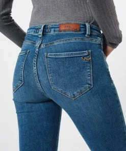 LTB Jeans LTB Nicole Jeans Volwassenen Lichtblauw 28 LTB Jeans LTB Nicole Jeans Volwassenen Lichtblauw -Exporteren dameskleding winkel 550x733 90