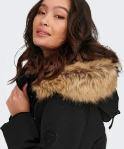 ONLY ONLPRISKA PARKA JACKET CC OTW Dames Jas - Maat L -Exporteren dameskleding winkel 550x765 5