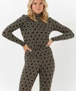 Colourful Rebel Neyo CR Geometric Peached Turtleneck Top - Maat M -Exporteren dameskleding winkel 550x769 3