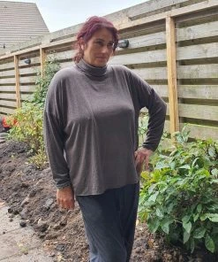 Puro Lino Luchtige Wollen Col Trui Voor Dames - Zachte Trui In BRUIN Kleur - Maat 42/44 -Exporteren dameskleding winkel 550x769 5