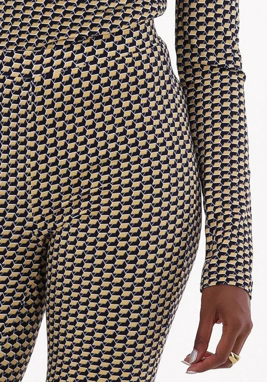 Colourful Rebel Retro Geo Broek Geel Dames - Wijduitlopende Fit - Polyester - L 8 Colourful Rebel Retro Geo Broek Geel Dames - Wijduitlopende Fit - Polyester - L - Afbeelding 6