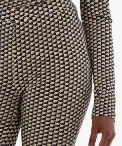 Colourful Rebel Retro Geo Broek Geel Dames - Wijduitlopende Fit - Polyester - S 15 Colourful Rebel Retro Geo Broek Geel Dames - Wijduitlopende Fit - Polyester - S -Exporteren dameskleding winkel 550x785 38