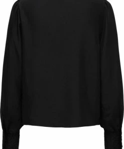 Only Blouse Onllola Ls Lace Insert Top Wvn 15268020 Black Dames Maat - M -Exporteren dameskleding winkel 550x787