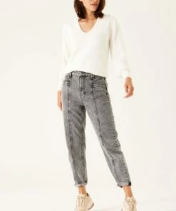 GARCIA Dames Trui Wit - Maat M -Exporteren dameskleding winkel 550x798 5