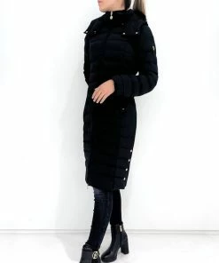 Emporio Armani EA7 Donsjas Lang Met Gouden Details Zwart Maat : S -Exporteren dameskleding winkel 550x802 12