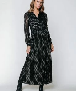 Colourful Rebel Lola Jurk Zwart Dames - Basic Fit - Polyester - XL -Exporteren dameskleding winkel 550x824 34