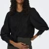 Only Blouse Onllola Ls Lace Insert Top Wvn 15268020 Black Dames Maat - M -Exporteren dameskleding winkel 550x824 56