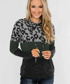 Merkloos Hoodie Trui Dames - Luipaardprint Groen - Maat S -Exporteren dameskleding winkel 550x825 104