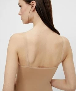 Pieces Naadloze Onderjurk - Ballroom - M - Beige 15 Pieces Naadloze Onderjurk - Ballroom - M - Beige -Exporteren dameskleding winkel 550x825 213