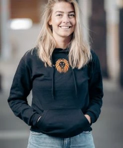 Bc Oranje Hoodie - Zwarte Hoodie Met Oranje Leeuw Borduring Voor WK Voetbal - UNISEX (heren & Dames) - XL -Exporteren dameskleding winkel 550x825 274