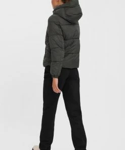 VERO MODA VMUPPSALA SHORT JACKET NOOS Dames Jas - Maat M 12 VERO MODA VMUPPSALA SHORT JACKET NOOS Dames Jas - Maat M -Exporteren dameskleding winkel 550x825 298