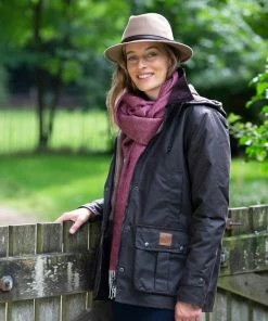 MGO Leisure Wear MGO Waxjas Leeds Dames - 100% Gewaxt Katoen - Winddicht En Waterdicht - Bruin - Maat XL -Exporteren dameskleding winkel 550x825 308