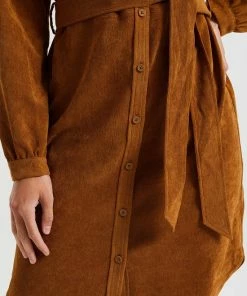 WE Fashion Dames Corduroy Overhemdjurk Met Strikceintuur -Exporteren dameskleding winkel 550x825 366