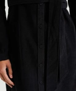 WE Fashion Dames Corduroy Overhemdjurk Met Strikceintuur -Exporteren dameskleding winkel 550x825 388