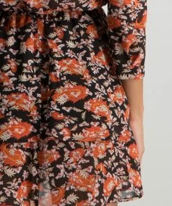 Colourful Rebel Ivy Flower Jurk Oranje Dames - Wijduitlopende Fit - Polyester - M -Exporteren dameskleding winkel 550x825 392