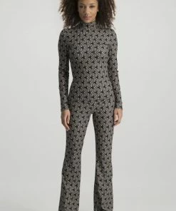 Colourful Rebel Neyo CR Geometric Peached Turtleneck Top - Maat M -Exporteren dameskleding winkel 550x825 401