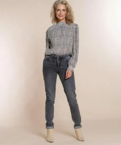 Geisha Blouse Crinckle Top Graphic Print 23671 14 I` Sand /grey Dames Maat - M -Exporteren dameskleding winkel 550x825 514