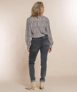 Geisha Blouse Crinckle Top Graphic Print 23671 14 I` Sand /grey Dames Maat - M -Exporteren dameskleding winkel 550x825 517