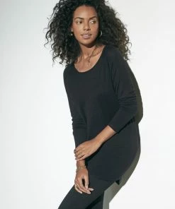 ONLY ONLMILA LACY L/S LONG PULLOVER KNT NOOS Dames Trui Zwart - Maat XL -Exporteren dameskleding winkel 550x825 561