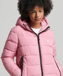 Superdry Spirit Sports Puffer Dames Jas - Maat M 39 Superdry Spirit Sports Puffer Dames Jas - Maat M -Exporteren dameskleding winkel 550x828 7
